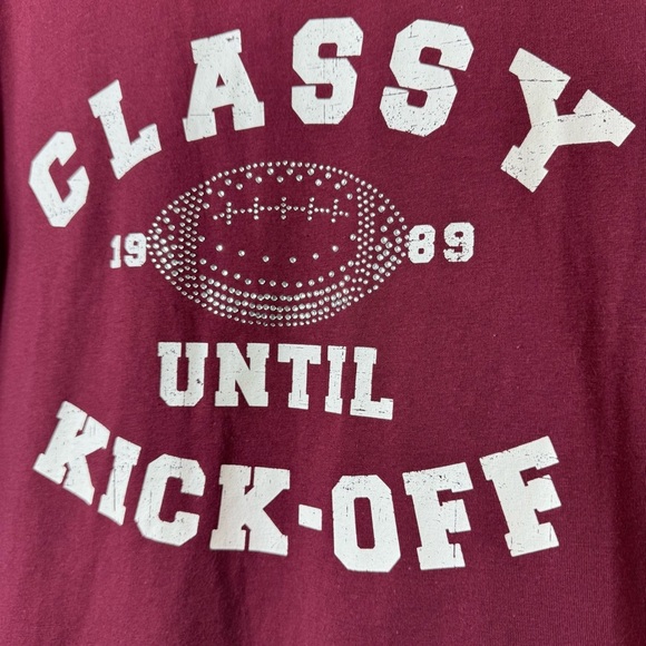 🎄 5/$25 Women’s Maroon Football Graphic Tee - Picture 6 of 6